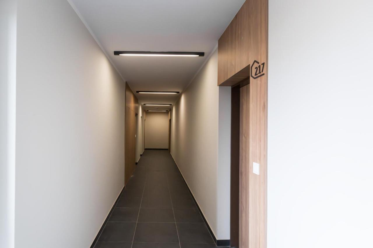 Luksusowy Apartament Przy Targach 波兹南 外观 照片