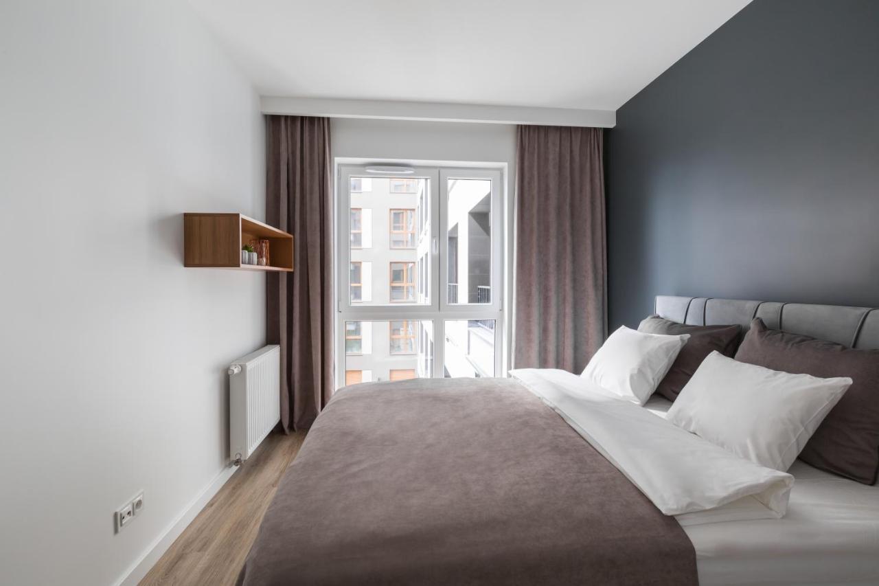 Luksusowy Apartament Przy Targach 波兹南 外观 照片
